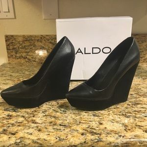 Aldo Suede Wedge